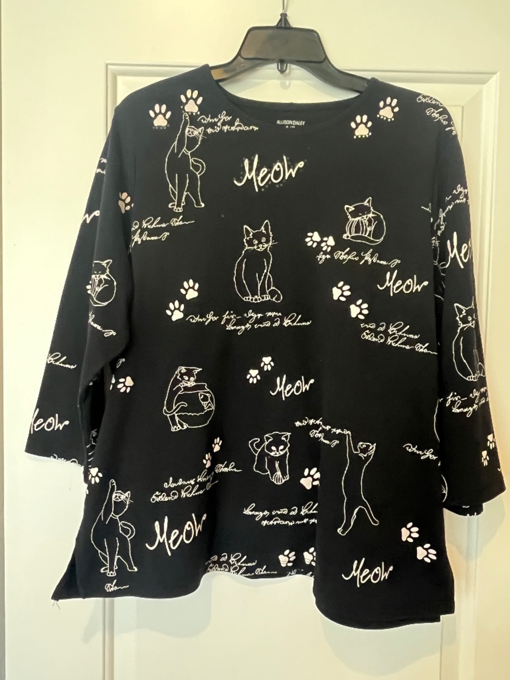 Allison Daley Black/White Cat Lady 3/4 Sleeve Pullover Cotton Top Sz XL Kitschy